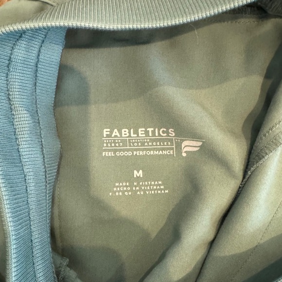 LOT Fabletics Womens Jogger scrub Pants Size M Green sage Cargo Scrub pants - Picture 4 of 4